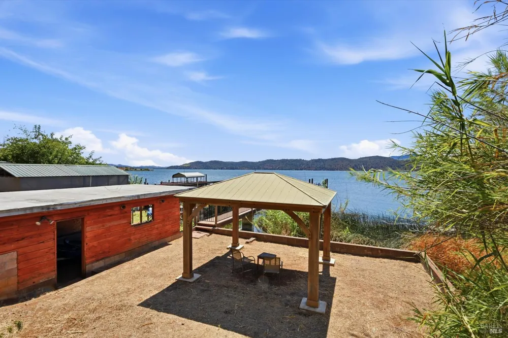 4045 Mesa Clearlake, CA 95422