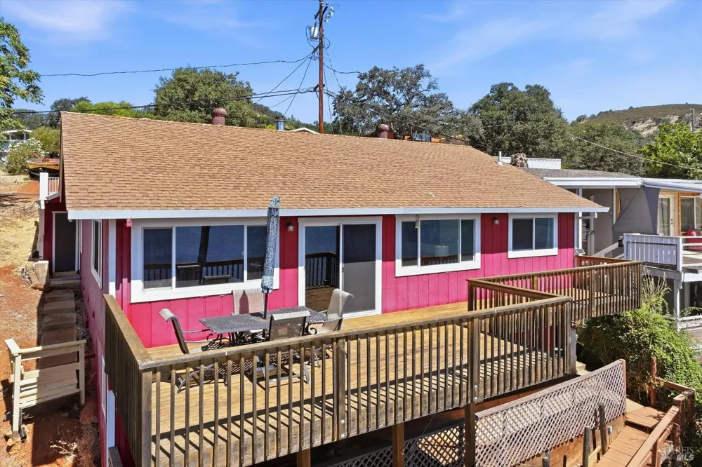 4045 Mesa Clearlake, CA 95422