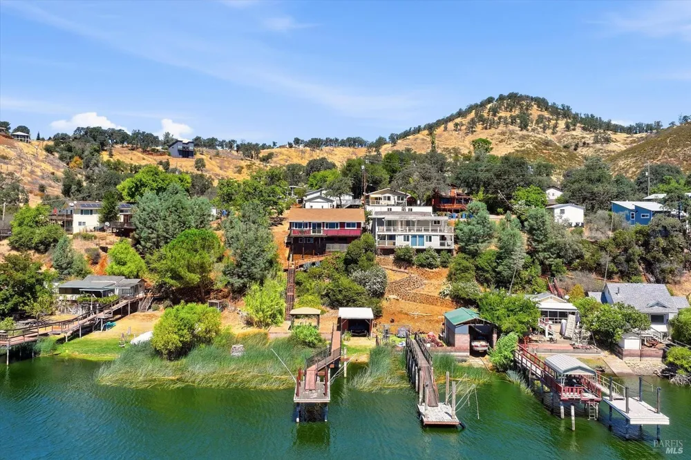 4045 Mesa Clearlake, CA 95422