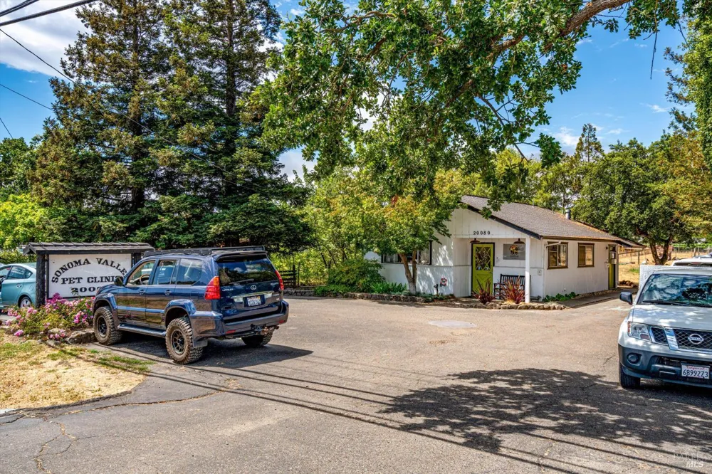 20080 Arnold Drive Sonoma, CA 95476