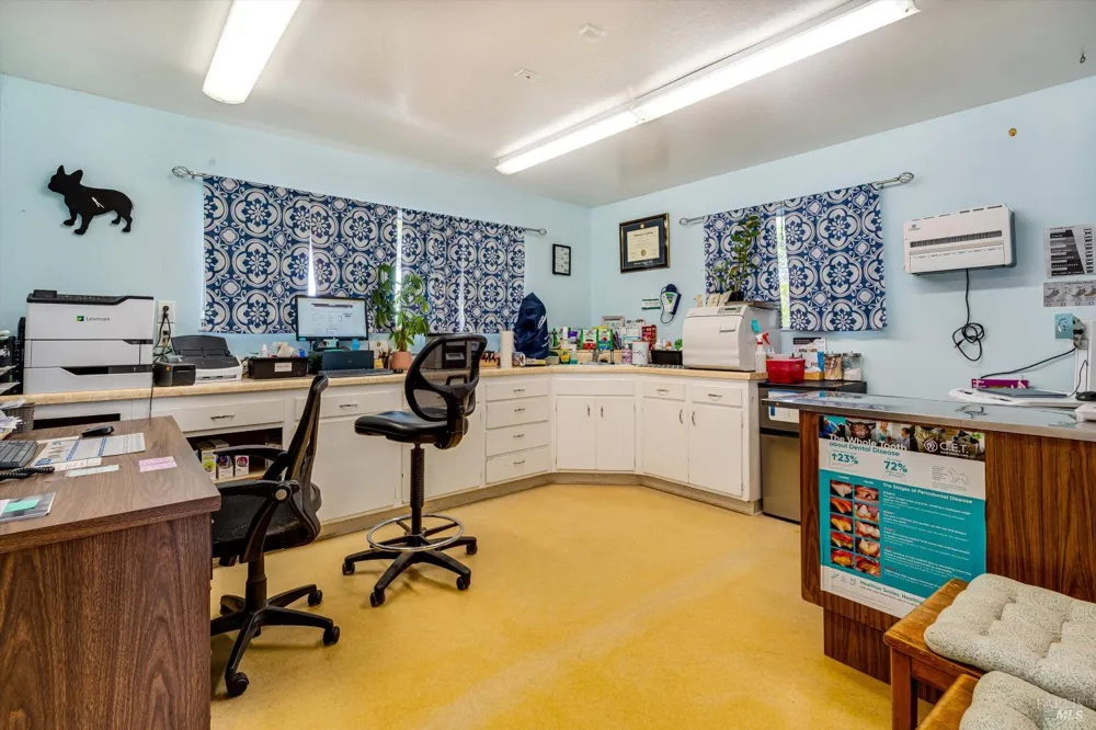 20080 Arnold Drive Sonoma, CA 95476