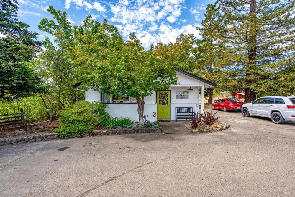 20080 Arnold Drive Sonoma, CA 95476