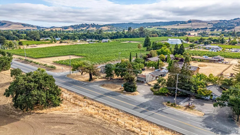 20080 Arnold Drive Sonoma, CA 95476
