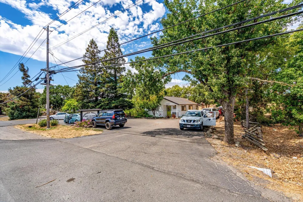 20080 Arnold Drive Sonoma, CA 95476
