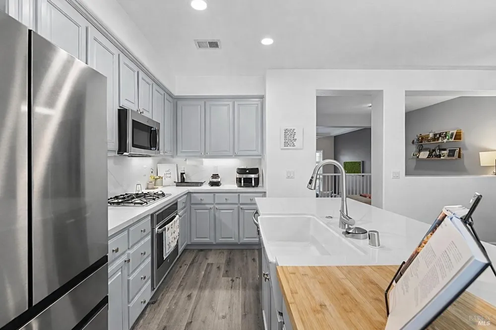 3710 Central Parkway Dublin, CA 94568