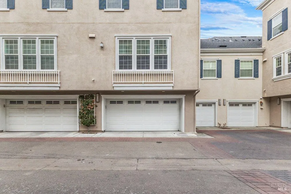 3710 Central Parkway Dublin, CA 94568