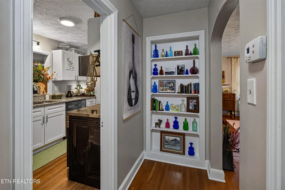 132 Lonas Drive Maryville, TN 37803