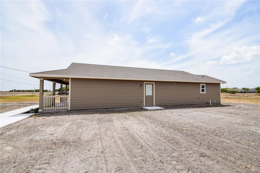 7701 Boswell Road Bishop, TX 78343