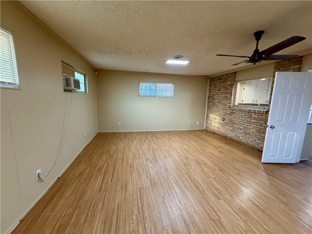 1222 Stratton Drive Corpus Christi, TX 78412
