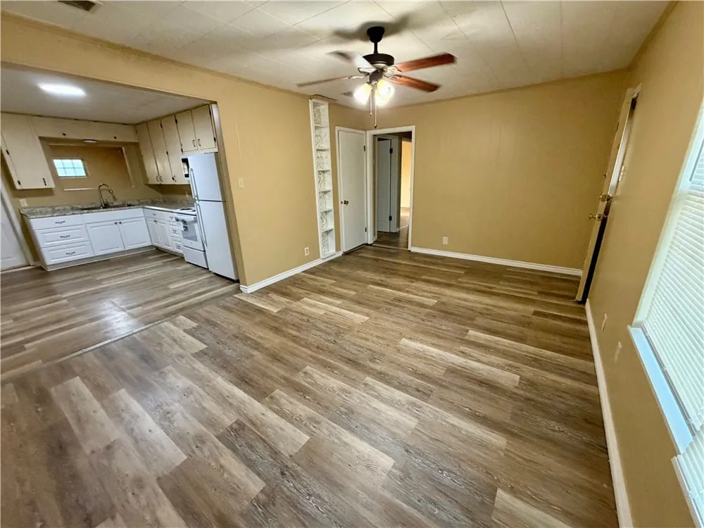 1222 Stratton Drive Corpus Christi, TX 78412