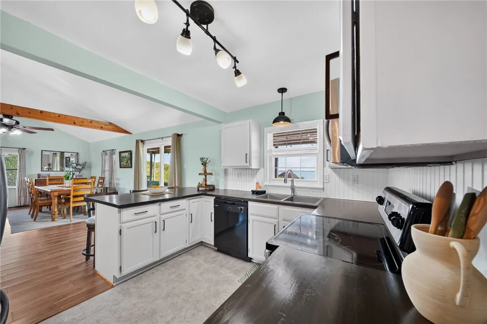 100 Vista 11 Lane Sandia, TX 78383