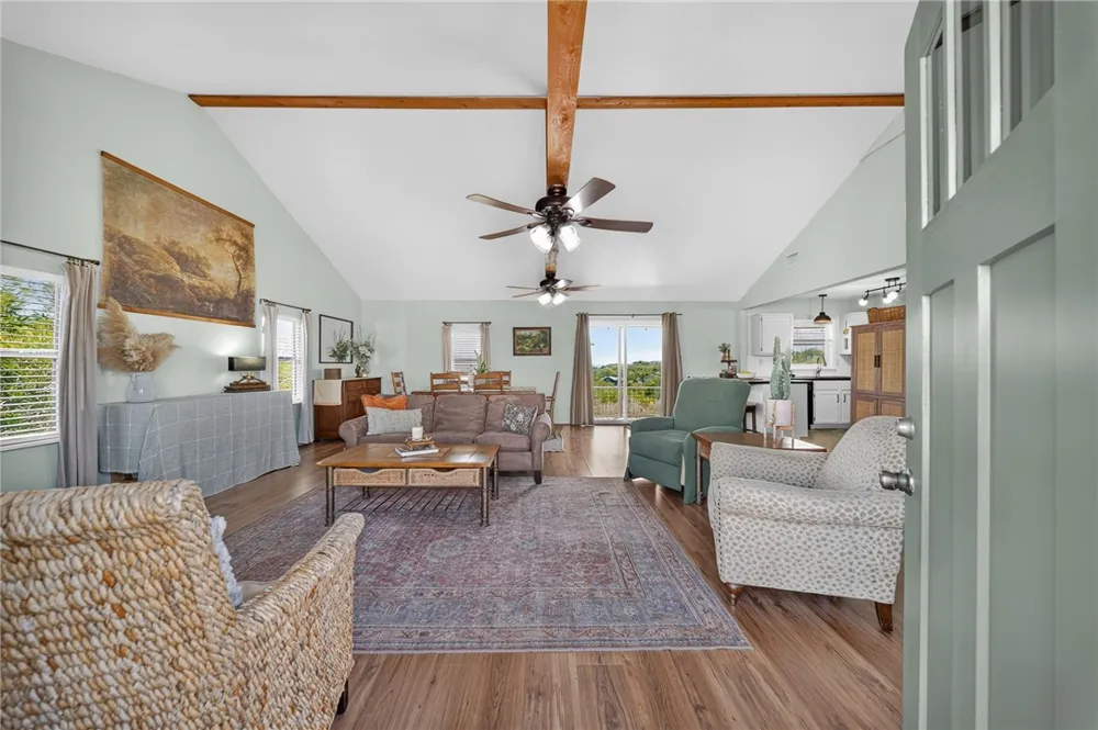 100 Vista 11 Lane Sandia, TX 78383