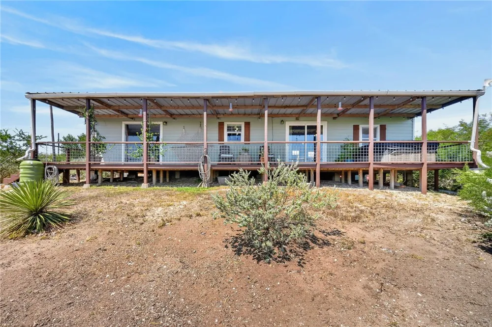 100 Vista 11 Lane Sandia, TX 78383