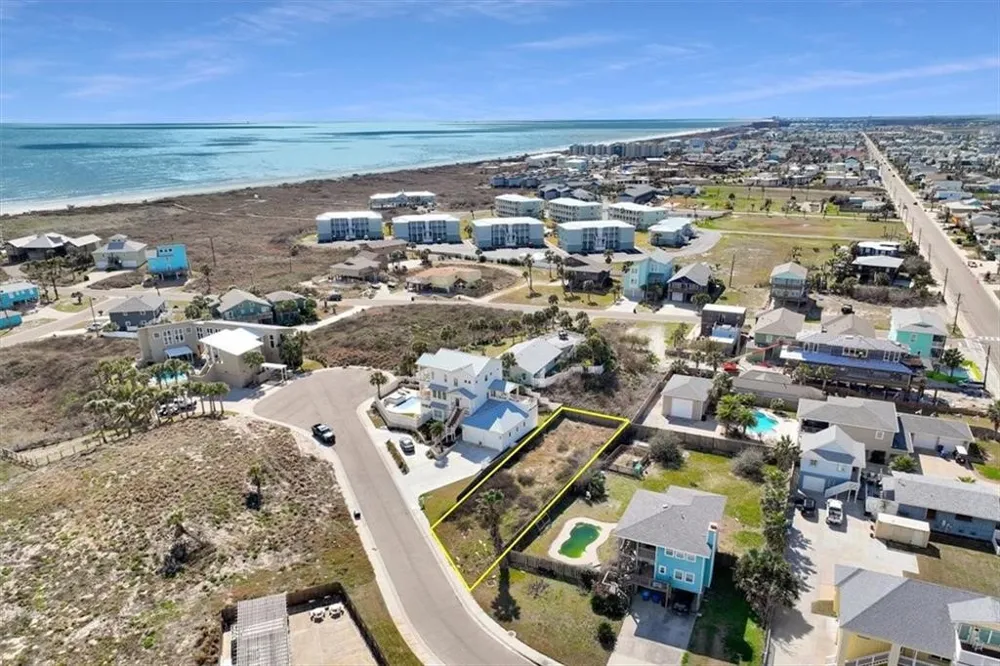 626 Light Lane Port Aransas, TX 78373