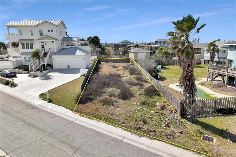 626 Light Lane Port Aransas, TX 78373