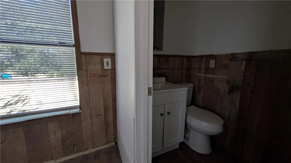 322 E Henrietta Avenue Kingsville, TX 78363