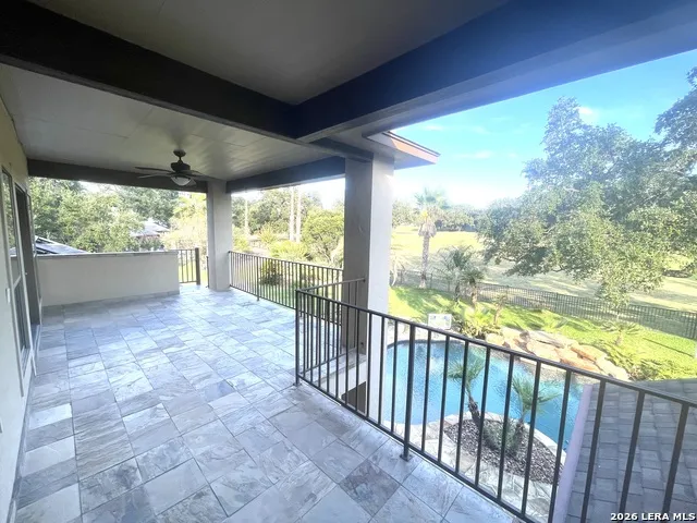 704 Jack Nicklaus Devine, TX 78016