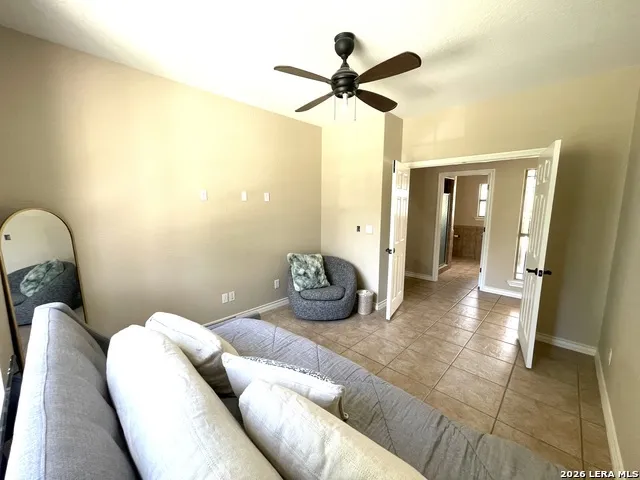 704 Jack Nicklaus Devine, TX 78016