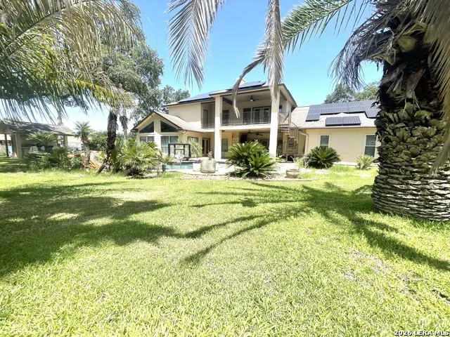 704 Jack Nicklaus Devine, TX 78016