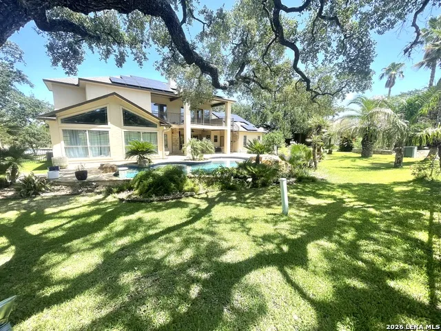 704 Jack Nicklaus Devine, TX 78016