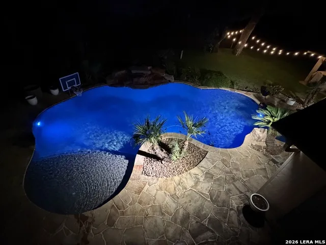 704 Jack Nicklaus Devine, TX 78016