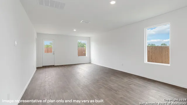 13830 Petronila Jade San Antonio, TX 78253