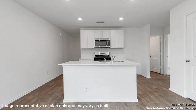 13830 Petronila Jade San Antonio, TX 78253