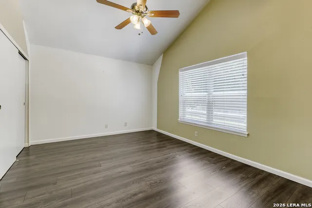 120 S Winston Ln San Antonio, TX 78213