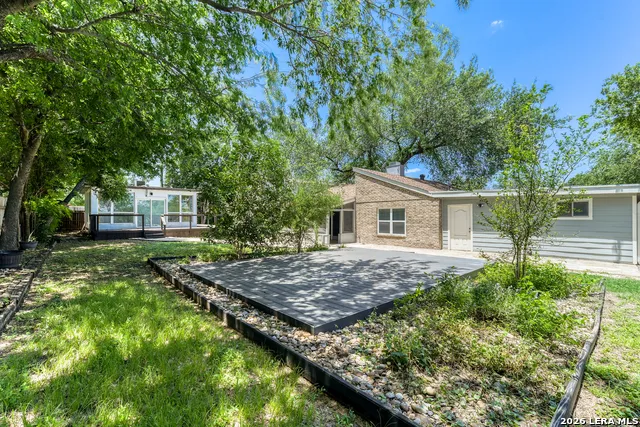 120 S Winston Ln San Antonio, TX 78213