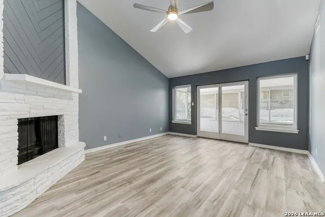 120 S Winston Ln San Antonio, TX 78213