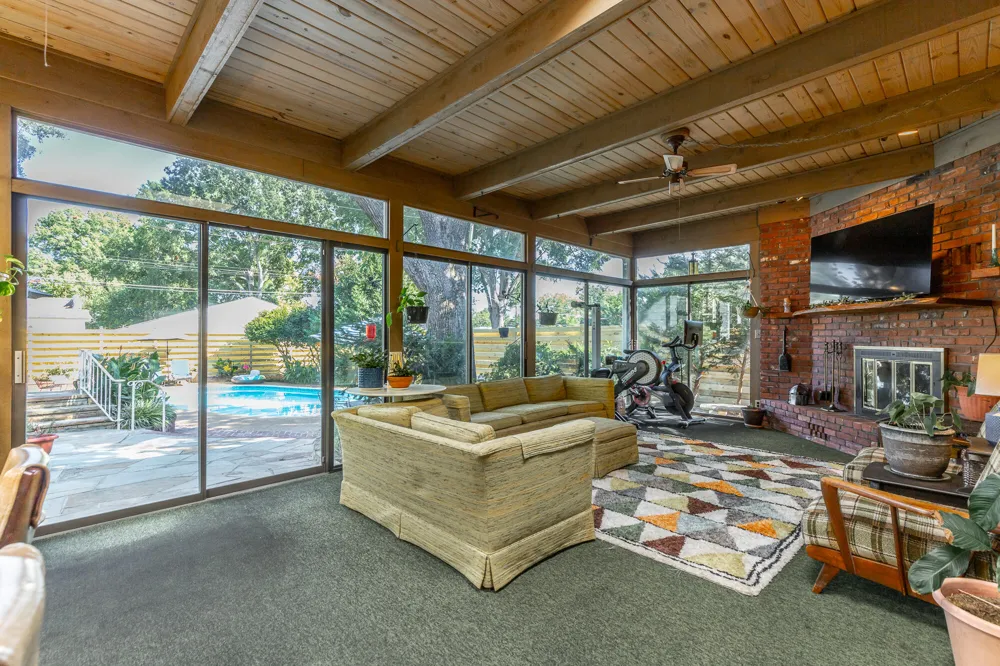 112 Asbury Drive Chattanooga, TN 37411
