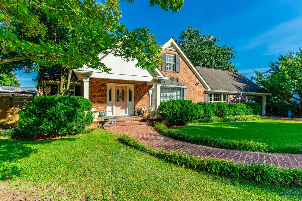 112 Asbury Drive Chattanooga, TN 37411