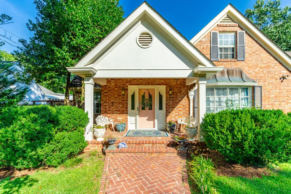 112 Asbury Drive Chattanooga, TN 37411