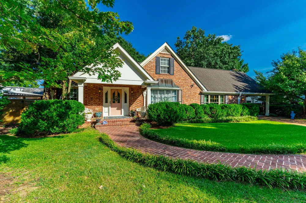 112 Asbury Drive Chattanooga, TN 37411