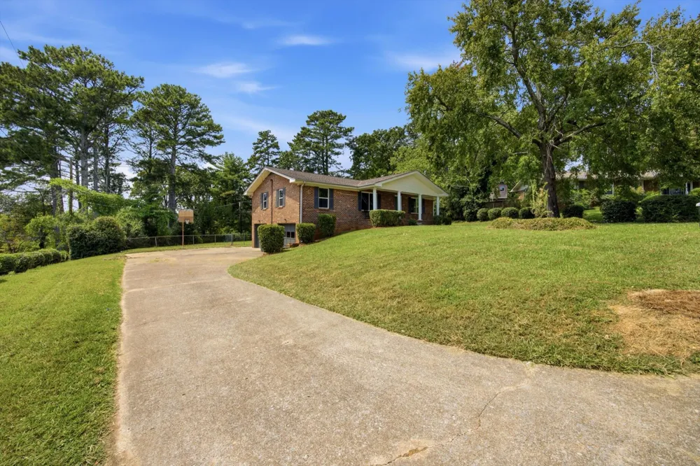 3903 Yorktown Road Chattanooga, TN 37416