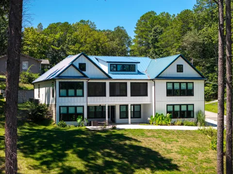 7523 Wolftever Trail