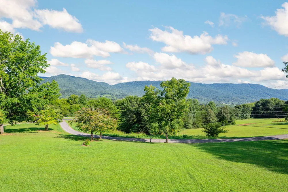 80 Lumina Lane Dunlap, TN 37327