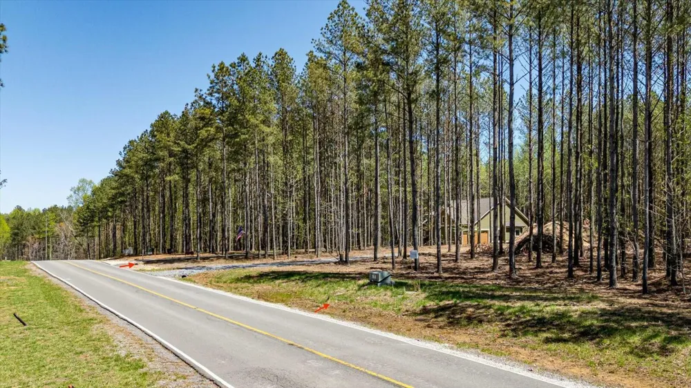 4670 Raulston Falls Road Jasper, TN 37347