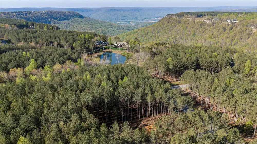 4670 Raulston Falls Road Jasper, TN 37347