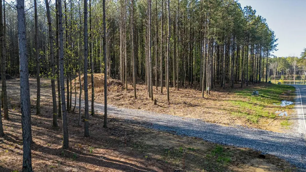 4670 Raulston Falls Road Jasper, TN 37347