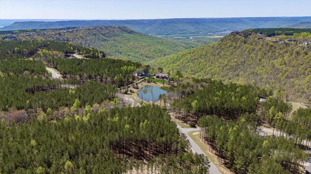 4670 Raulston Falls Road Jasper, TN 37347