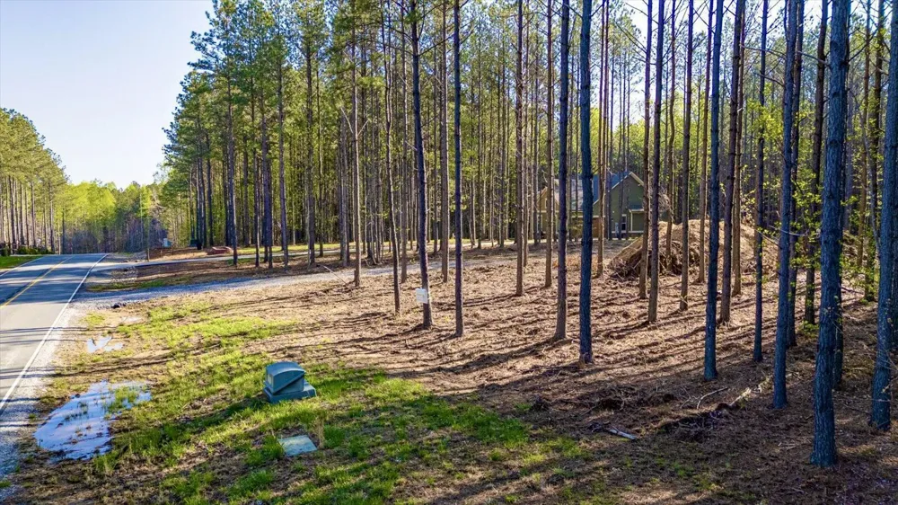 4670 Raulston Falls Road Jasper, TN 37347