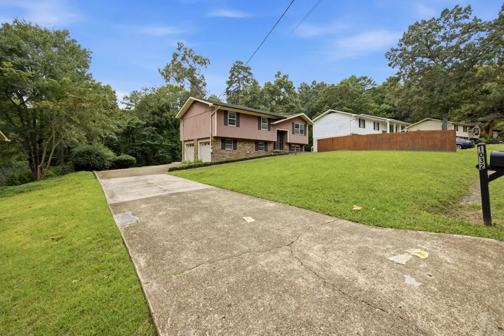 1032 Hillcrest Road Hixson, TN 37343