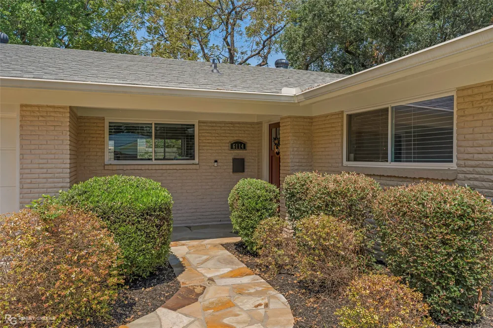 6114 Burgundy Drive Shreveport, LA 71105