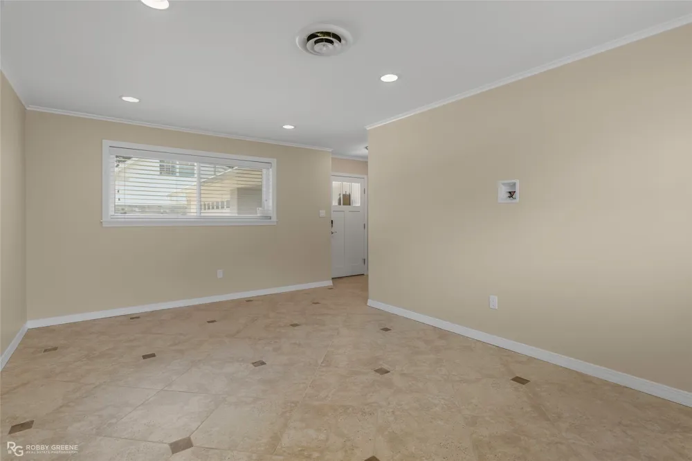 6114 Burgundy Drive Shreveport, LA 71105