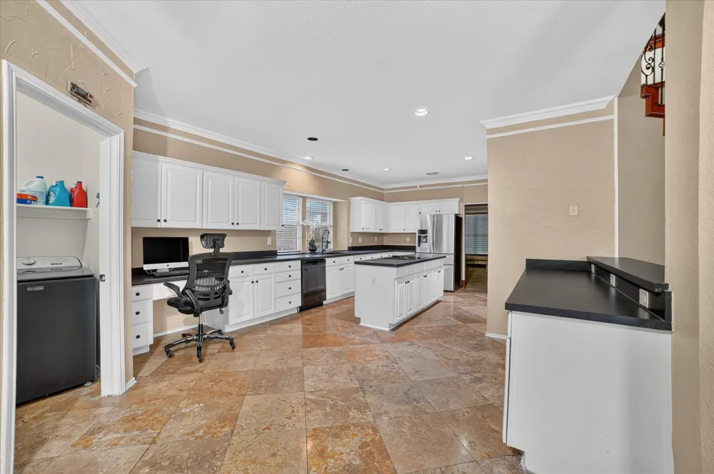 5002 Petersburg Drive Rowlett, TX 75088