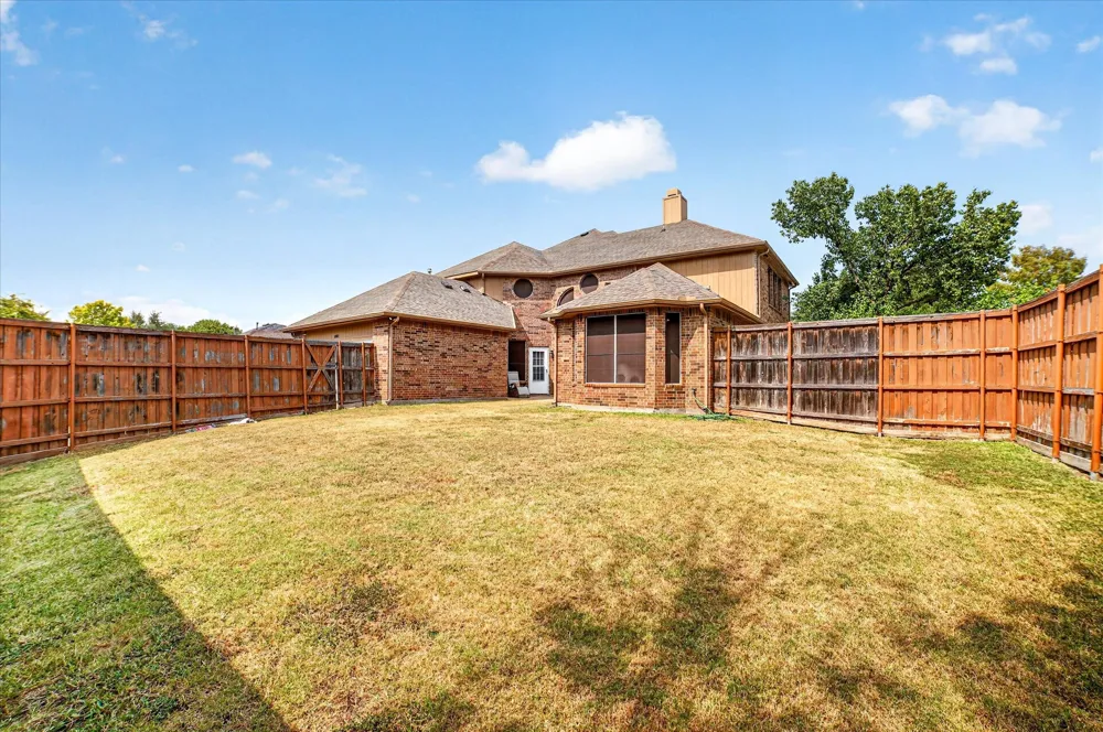 5002 Petersburg Drive Rowlett, TX 75088