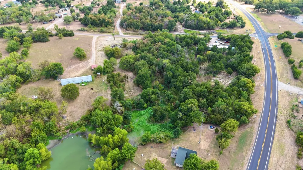 15023 County Road 335 Quinlan, TX 75474