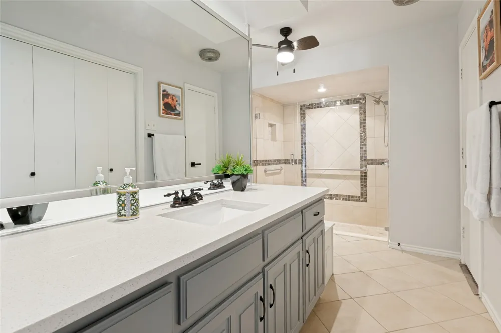 2413 Pearwood Court Grand Prairie, TX 75050