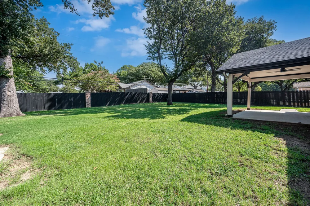 4025 Pepperwood Drive Flower Mound, TX 75028